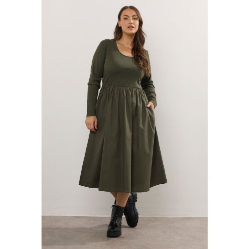 Robe Milongue Côtelée Vert Kaki Size 54-56 - Yours - Modalova