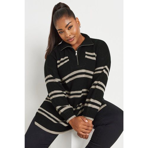 Curve Black Stripe Quarter Zip Knitted Jumper, Grande Taille & Courbes - Yours - Modalova