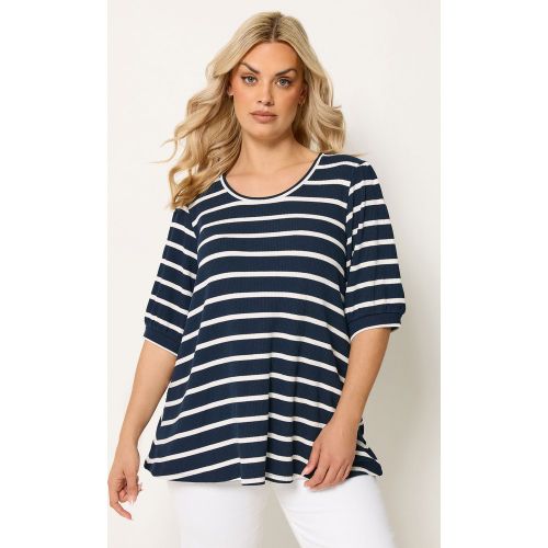 Top Bleu Marine Rayé À Manches Bouffantes Size 44 - Yours - Modalova