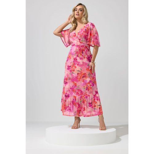 Robe Cachecœur À Ourlet Volanté Rose À Fleurs Size 52 - Yours London - Modalova
