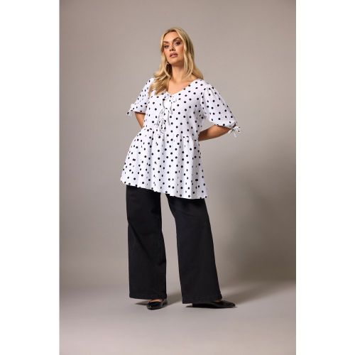 Top Péplum Blanc À Pois Avec Nœud Sur Le Devant Size 54-56 - Yours - Modalova