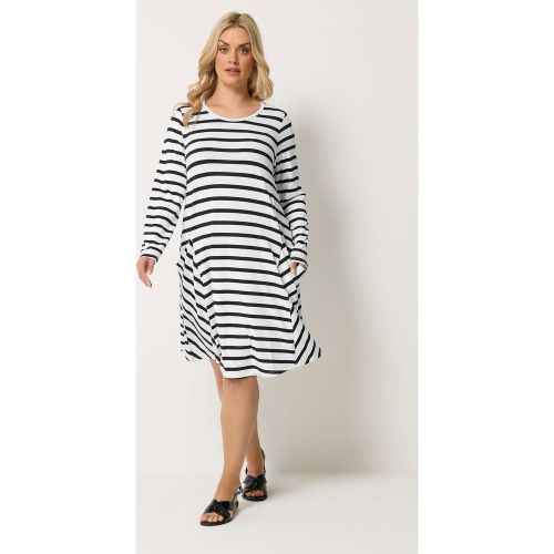 Robe Drapée À Poches Noire Et Blanche À Rayures Size 42 - Yours - Modalova