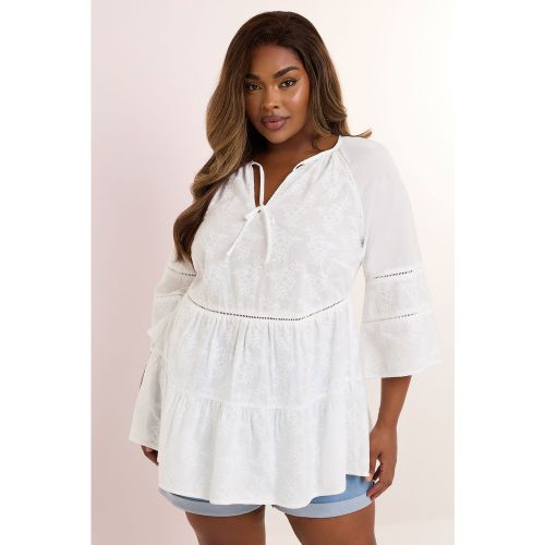 Blouse Blanche Volantée Smocké Design Brodé Size 42 - Yours - Modalova