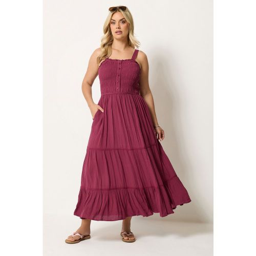 Robe Rouge À Patte Smockée Size 54-56 - Yours - Modalova