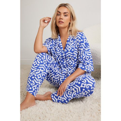 Curve Blue Ikat Print Button Through Pyjama Set - Yours - Modalova