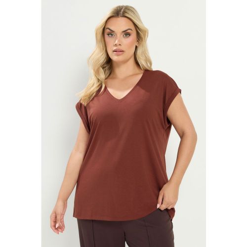 Tshirt Basique Rouille À Col En V Size 54-56 - Yours - Modalova