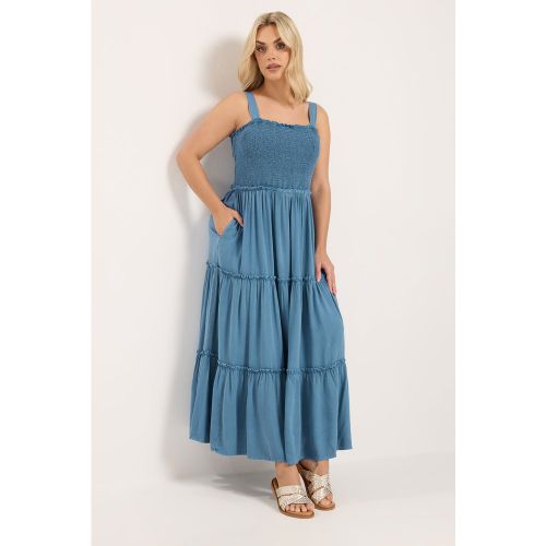 Robe Longue Smockée À Bretelles En Chambray Bleu Size 44 - Yours - Modalova