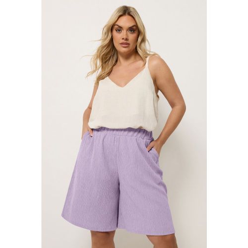 Short Violet Texturé À Taille Élastiquée Size 54-56 - Yours - Modalova