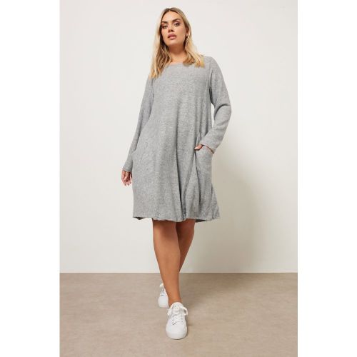 Robe Grise Volantée Toucher Doux À Poches Size 48 - Yours - Modalova