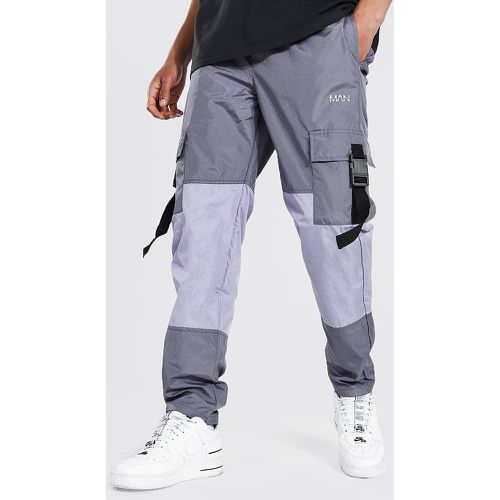 Multi Panel Cargo Trouser - M - Boohooman - Modalova