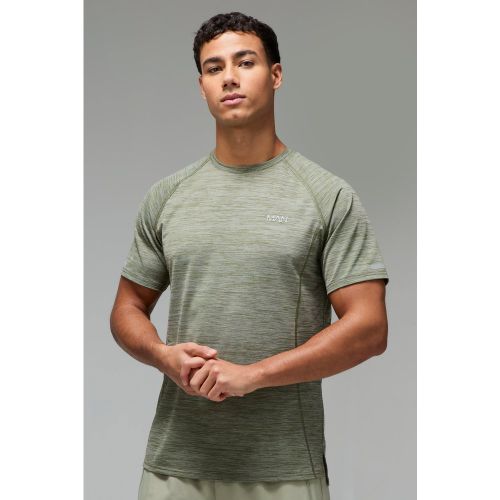 T-shirt collection lightweight - MAN Active homme - S - Boohooman - Modalova