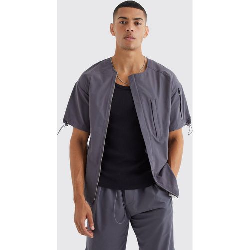 Chemise technique zippée à manches courtes - M - Boohooman - Modalova