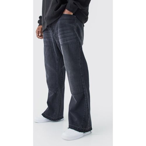 Plus Slim Rigid Flare Gusset Detail Jeans - Boohooman - Modalova