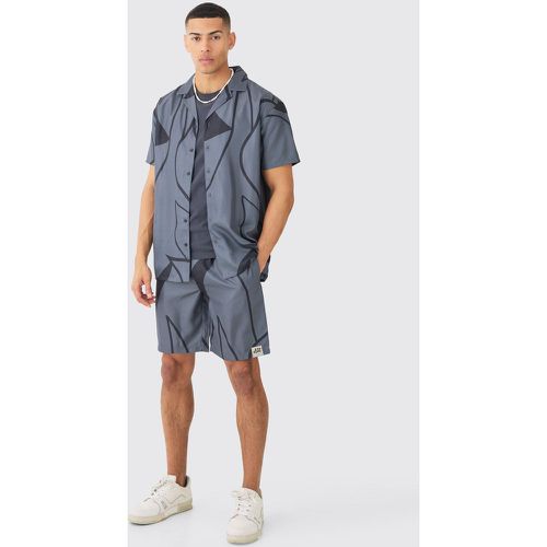 Ensemble à imprimé abstrait avec chemise et short - L - Boohooman - Modalova