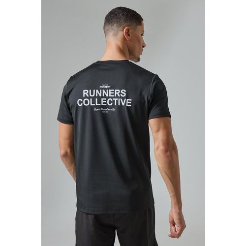 Active Performance Runners Club T-shirt - Boohooman - Modalova