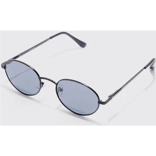 Oval Metal Frame Sunglasses In Black - Boohooman - Modalova