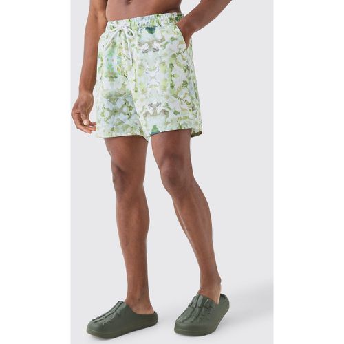 Short de bain mi-long à imprimé camouflage - S - Boohooman - Modalova