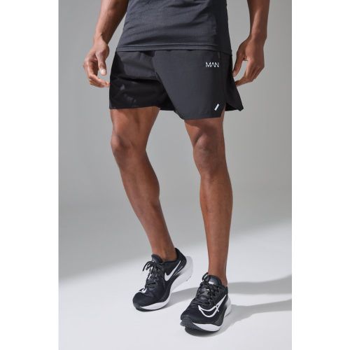 Short de sport perforé - MAN Active - S - Boohooman - Modalova