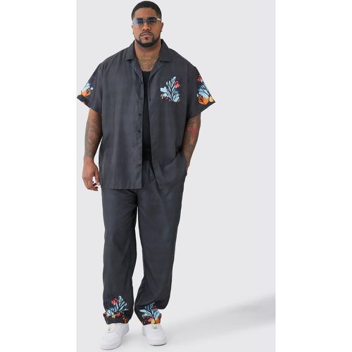 Grande taille - Ensemble fleuri avec chemise et pantalon homme - XXXL - Boohooman - Modalova