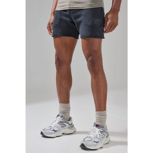 Short de sport délavé à logo - L - Boohooman - Modalova