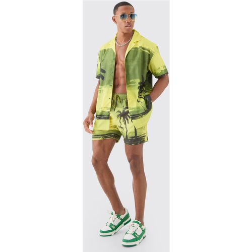 Ensemble à imprimé palmier avec chemise oversize et short de bain - S - Boohooman - Modalova