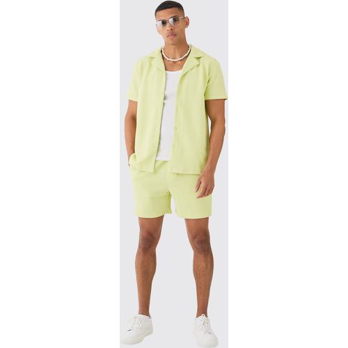 Ensemble avec chemise à manches courtes et imprimé géométrique - L - Boohooman - Modalova