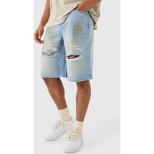 Bermuda déchiré en jean délavé en clair - 28 - Boohooman - Modalova