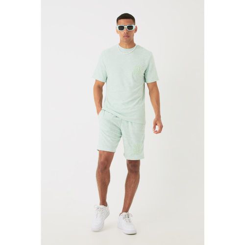 Ensemble en tissu éponge à broderie avec t-shirt et short - S - Boohooman - Modalova