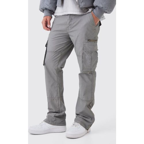 Pantalon cargo slim flare zippé surteint - 28R - Boohooman - Modalova