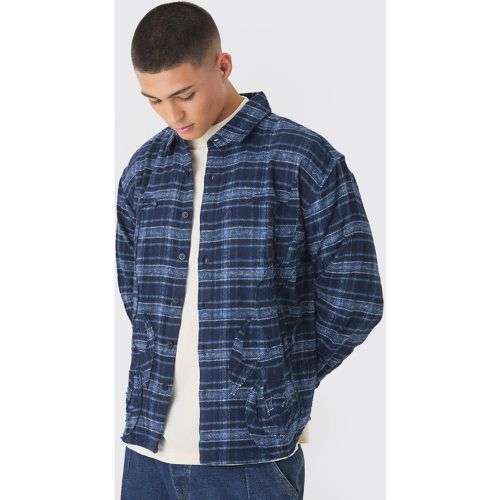 Chemise oversize à carreaux et écusson flammes - S - Boohooman - Modalova