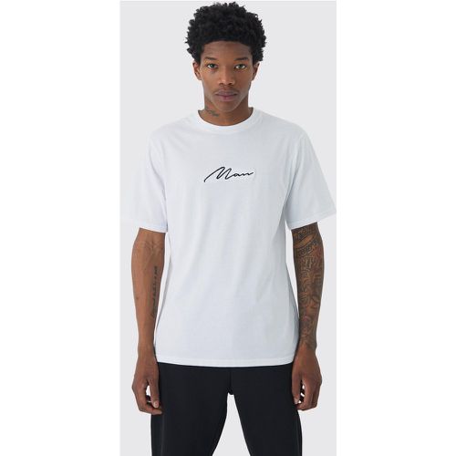 Man Signature Embroidered T-shirt - L - Boohooman - Modalova