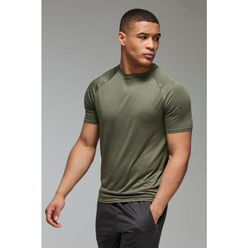 T-shirt de sport léger à manches raglan - MAN Active homme - 2XL - Boohooman - Modalova