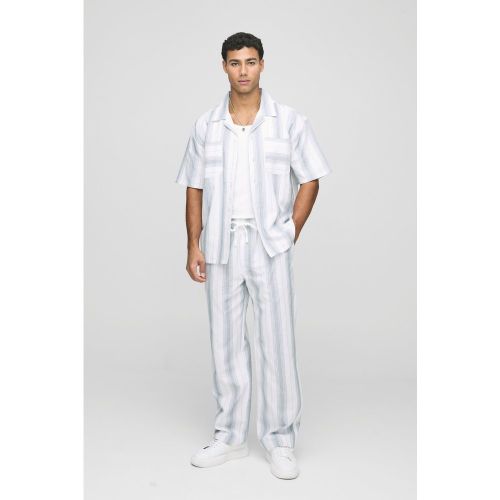 Ensemble oversize texturé avec chemise et pantalon - S - Boohooman - Modalova