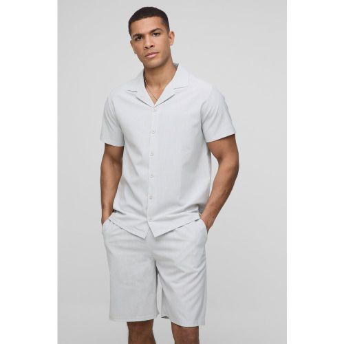 Ensemble en tissu crêpe avec chemise rayée et short - S - Boohooman - Modalova
