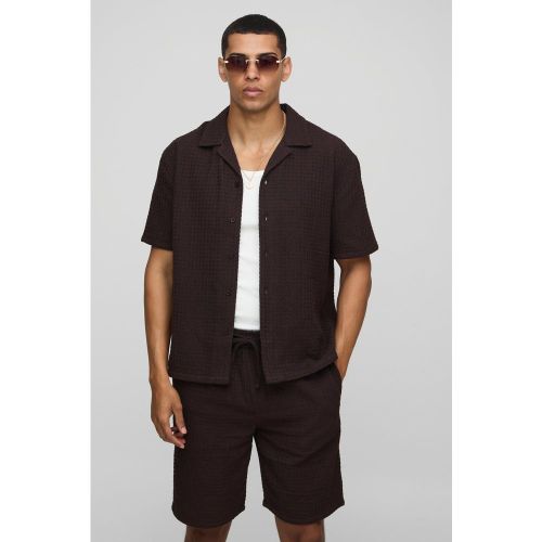 Ensemble oversize en tissu gaufré avec chemise et short - S - Boohooman - Modalova