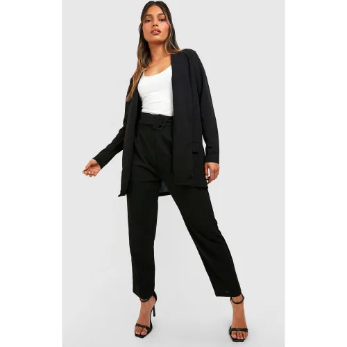 Ensemble De Tailleur Avec Blazer Ajusté Et Pantalon À Ceinture - 38 - boohoo - Modalova