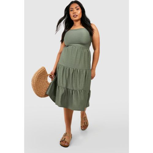 Grande Taille - Robe Mi-Longue Texturée À Volants Étagés - 56 - boohoo - Modalova