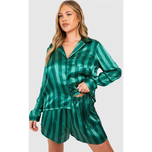 Grande Taille - Ensemble De Pyjama Satiné Avec Top Manches Longues Et Short - 46 - boohoo - Modalova