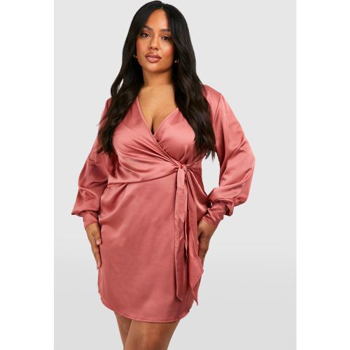 Grande Taille - Robe Portefeuille Satinée - 44 - boohoo - Modalova