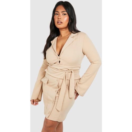 Grande Taille - Robe Blazer À Taille Haute - 44 - boohoo - Modalova