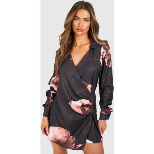 Robe Chemise Satinée Fleurie - 36 - boohoo - Modalova