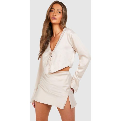 Blouse Nouée À Détails En Dentelle - 36 - boohoo - Modalova