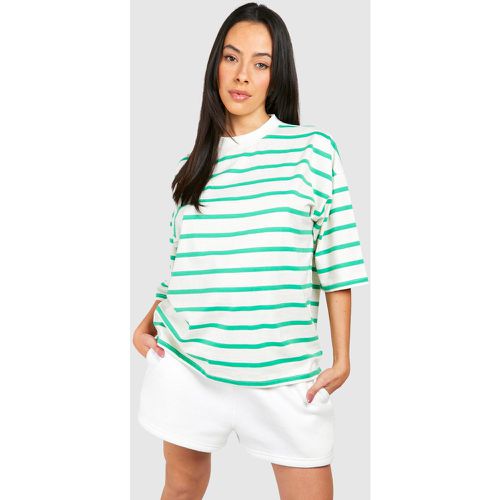 Maternity Crew Neck Stripe T-Shirt - boohoo - Modalova