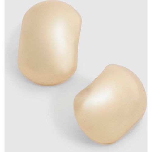 Gold Oversized Bubble Stud Earrings - boohoo - Modalova