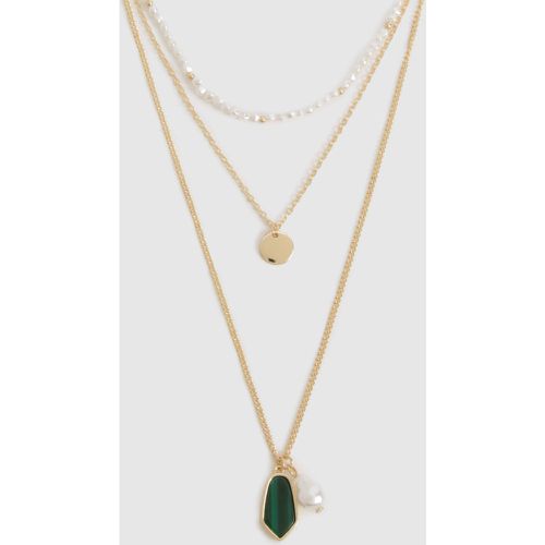 Emerald Pendant Detail Layered Necklace - Vert Émeraude - One Size, Vert Émeraude - boohoo - Modalova