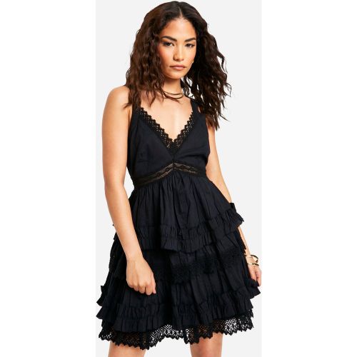 Petite" - Robe Babydoll À Volants En Crochet - 34 - boohoo - Modalova