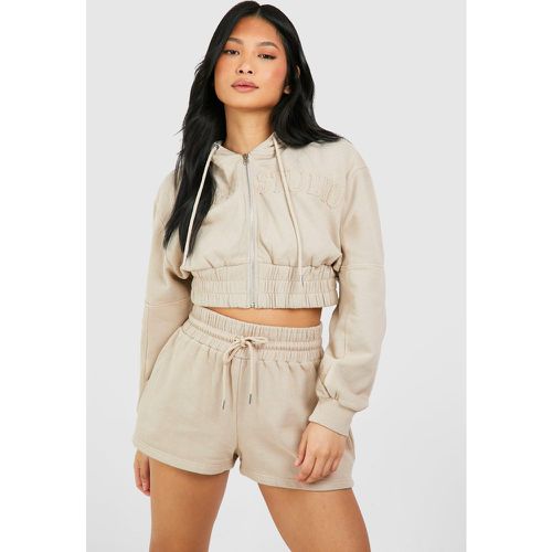 Petite" Dsgn Applique Cropped Hoodie Washed Short Tracksuit - boohoo - Modalova