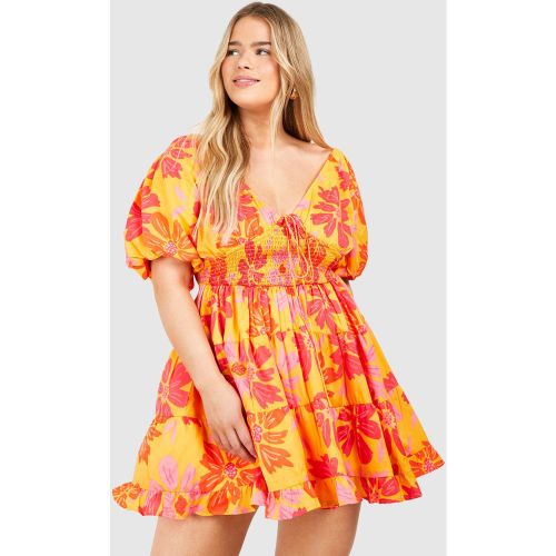 Grande Taille - Robe Patineuse Froncée Fleurie - 50 - boohoo - Modalova