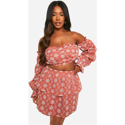 Grande Taille - Mini-Jupe Brodée À Volants - 50 - boohoo - Modalova