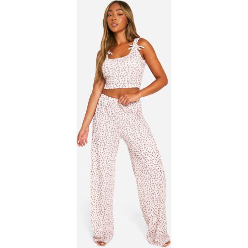 Ensemble De Pyjama À Fleurs Avec Débardeur Et Pantalon - 40 - boohoo - Modalova